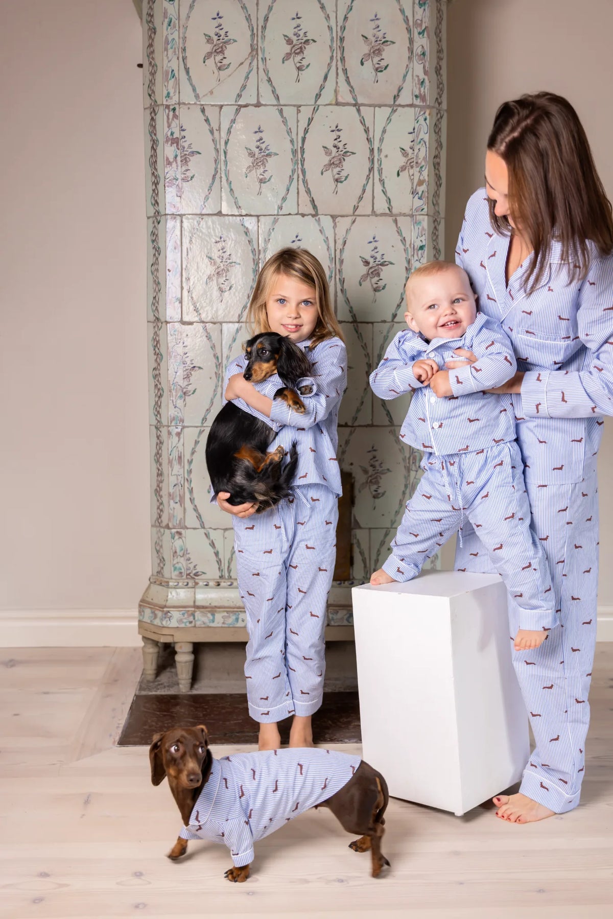 Dachshund family pajama bundle – Blue & white