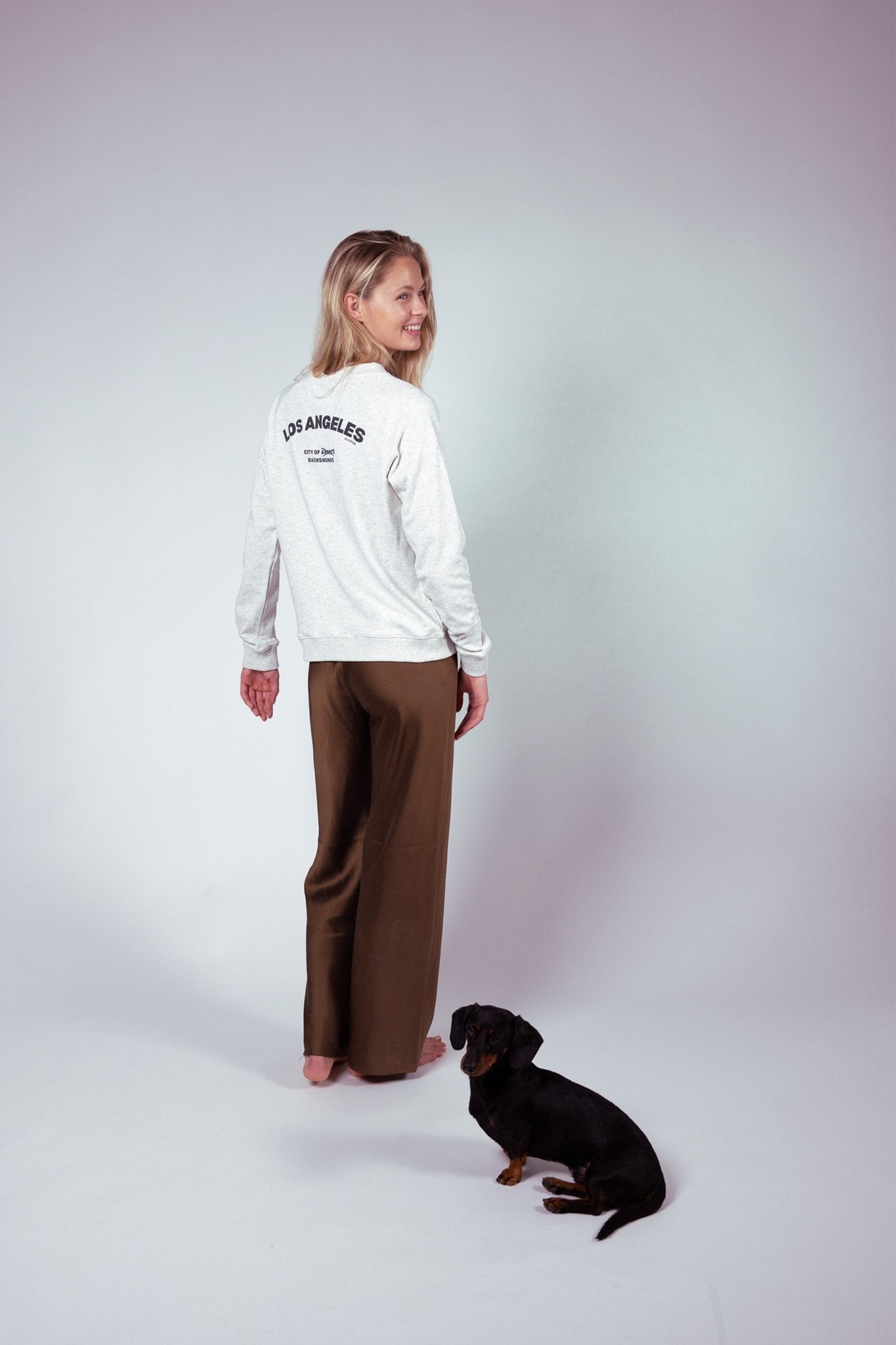 LA City of Dachshunds Sweatshirt – Grey - Dupper
