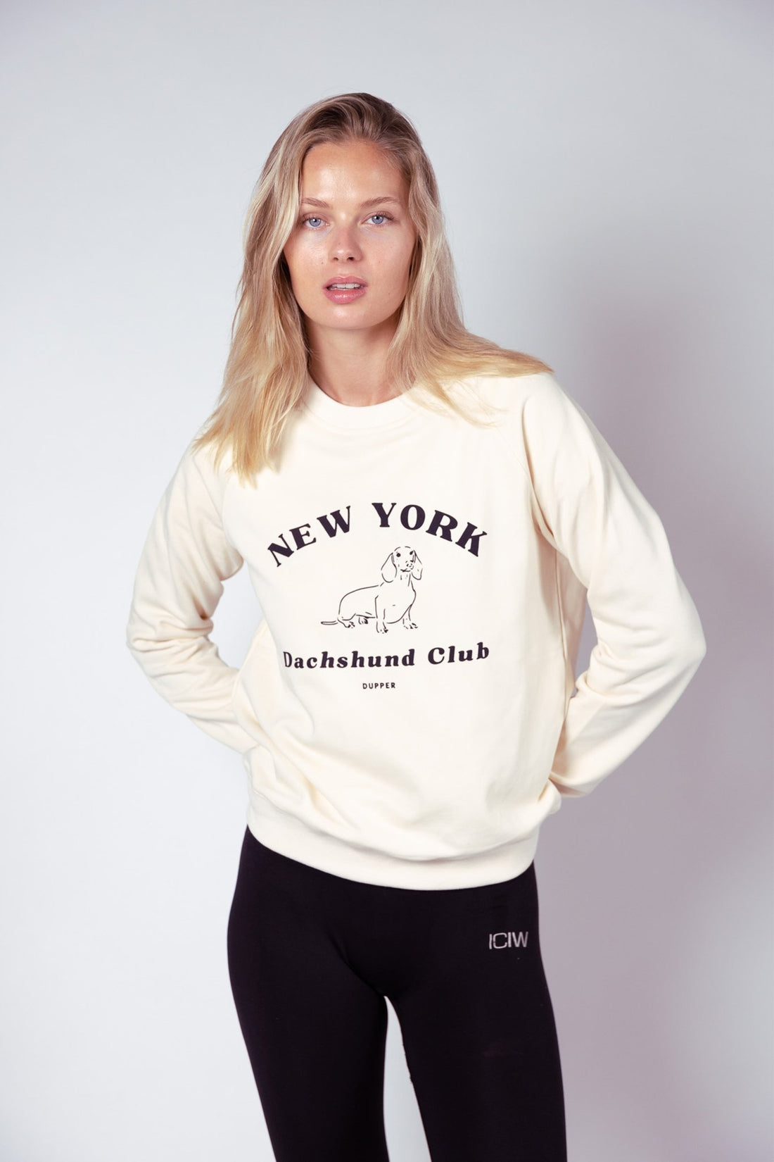 New York Dachshund Club Sweatshirt – Beige - Dupper